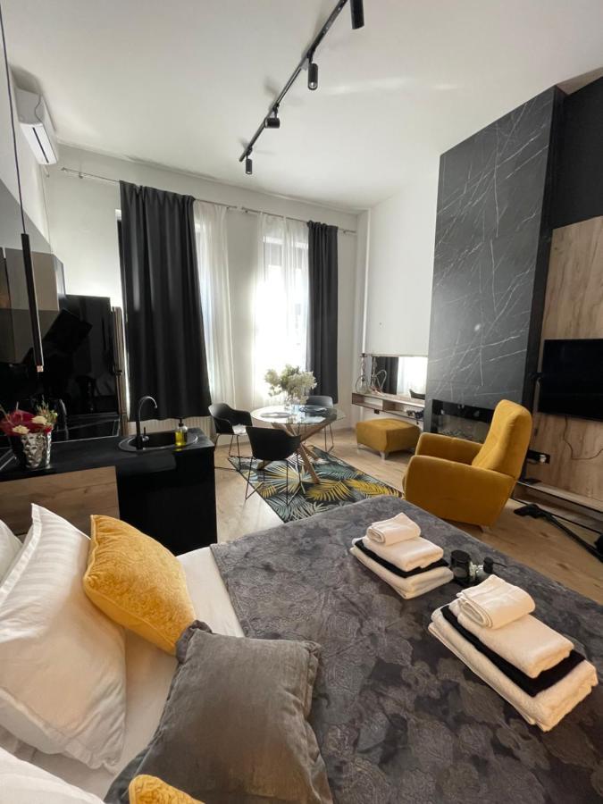 Lux Dabich 1 Apartment Novi Sad Exterior photo